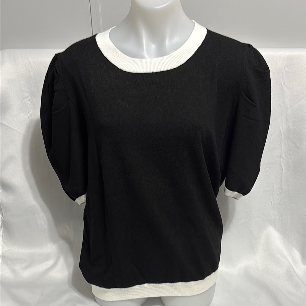 Black Boxy Short Sleeve Blouse